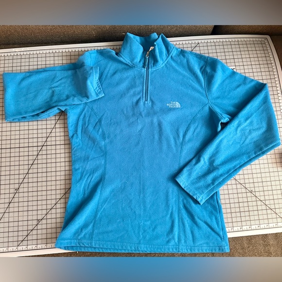 The North Face Other - North Face Women’s Fleece Quarter Zip - pit-to-pit 19”